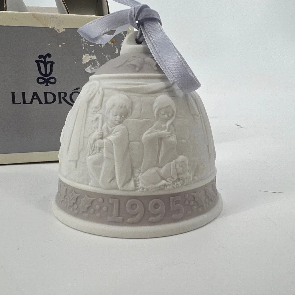 Lladro 1995 Christmas‎ Bell Nativity Mary Joseph Jesus Feliz Navidad